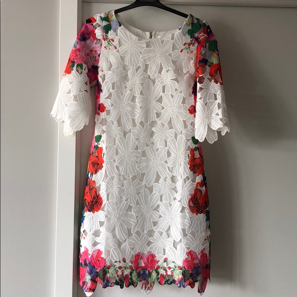 White lace floral dress by Chicwish